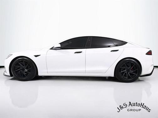 2026 Tesla Model S Plaid