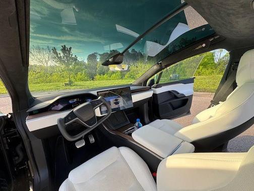 2023 Tesla Model X Base