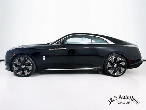 2024 Rolls-Royce Spectre 