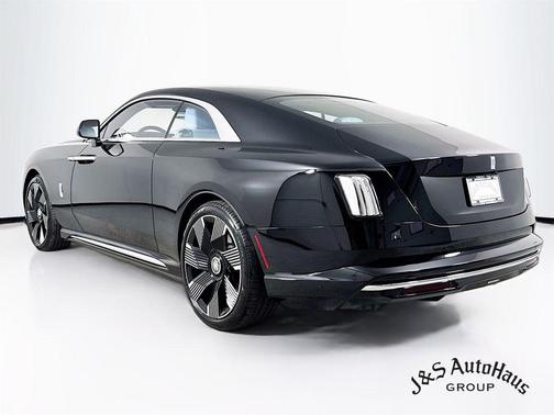 2024 Rolls-Royce Spectre 
