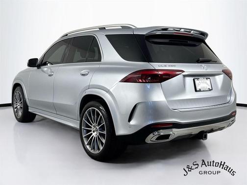 Silver 2024 Mercedes-Benz GLE 450 4MATIC
