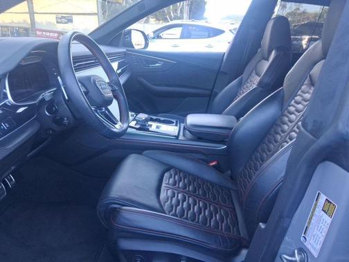 2023 Audi RS Q8 4.0T quattro