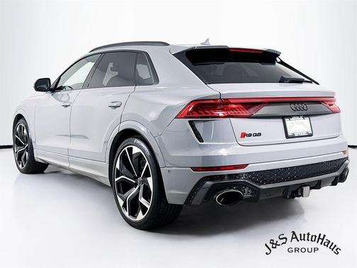 2023 Audi RS Q8 4.0T quattro