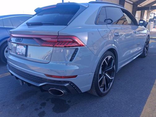 2023 Audi RS Q8 4.0T quattro