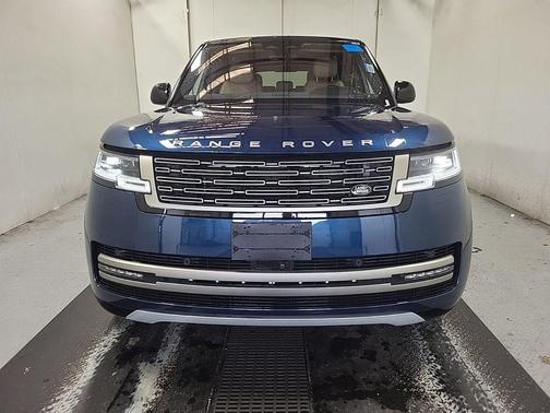 2023 Land Rover Range Rover P400 SE