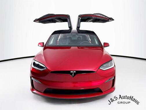 2025 Tesla Model X Plaid