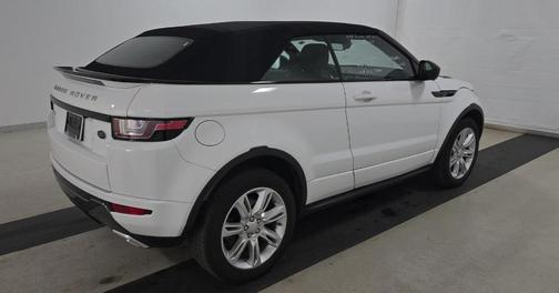 Fuji White 2018 Land Rover Range Rover Evoque HSE Dynamic