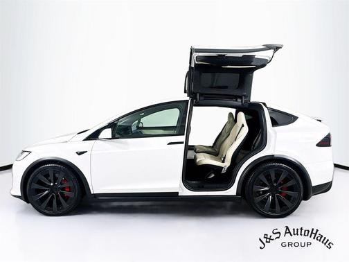 2023 Tesla Model X Plaid