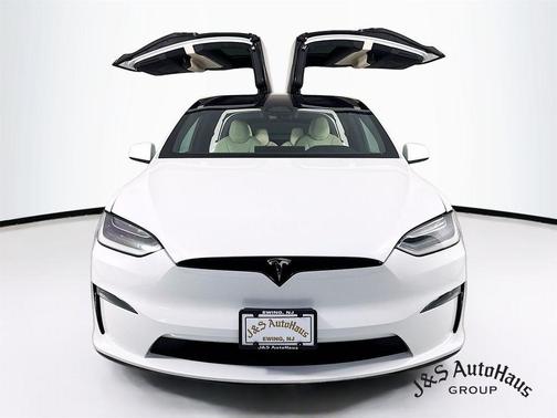 2023 Tesla Model X Plaid