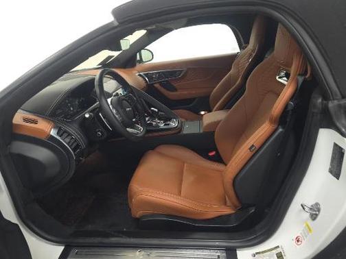 2022 Jaguar F-TYPE R