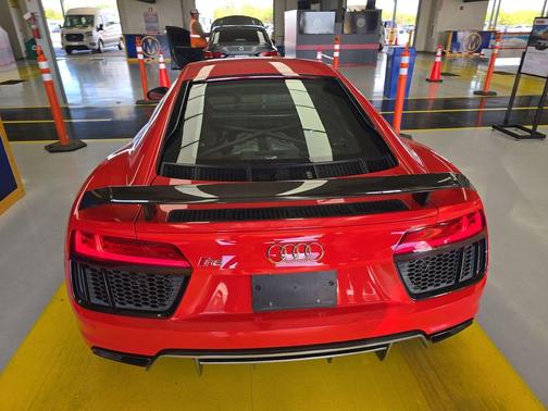 2017 Audi R8 5.2 quattro Plus
