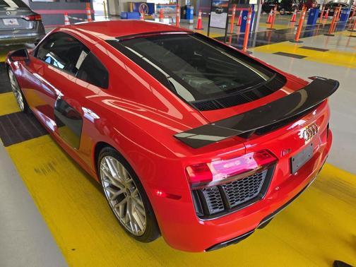 2017 Audi R8 5.2 quattro Plus
