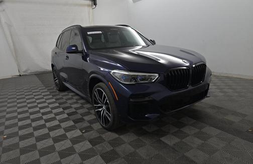2022 BMW X5 M50i