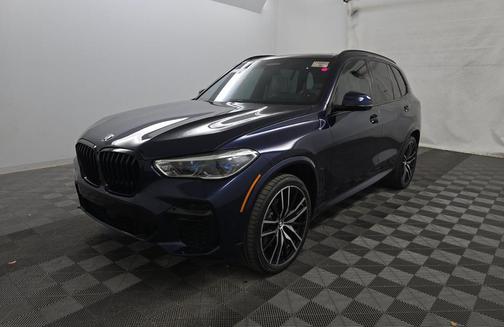 2022 BMW X5 M50i