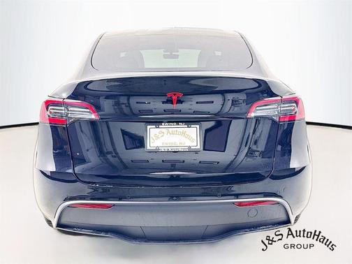 2021 Tesla Model Y Standard Range