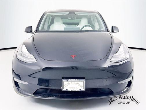 2021 Tesla Model Y Standard Range