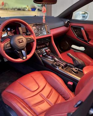 2024 Nissan GT-R Premium
