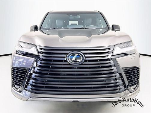 2023 Lexus LX 600 Luxury