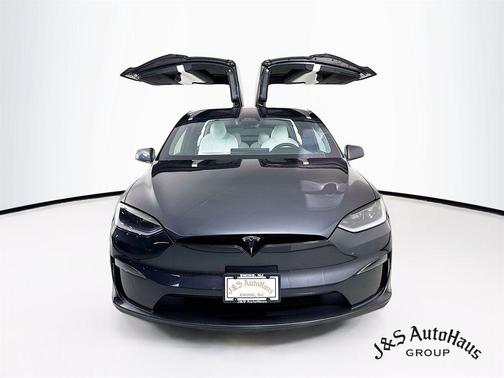 2024 Tesla Model X Base