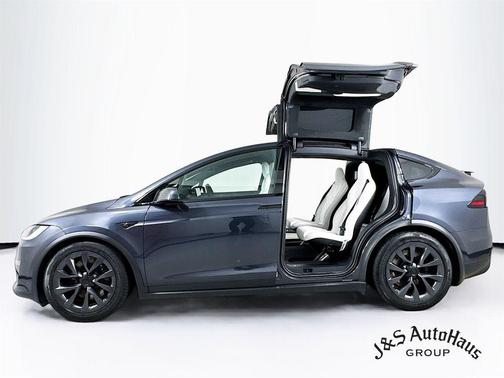2024 Tesla Model X Base
