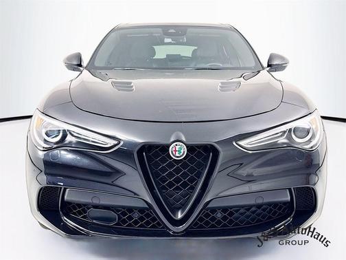 2020 Alfa Romeo Stelvio Quadrifoglio
