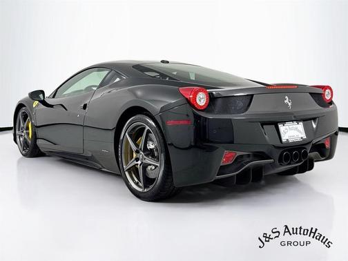 Black 2014 Ferrari 458 Italia Base