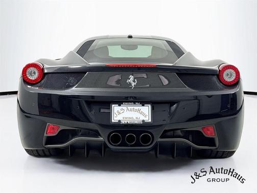 Black 2014 Ferrari 458 Italia Base