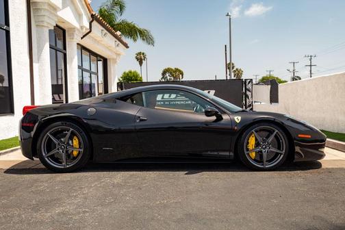 Black 2014 Ferrari 458 Italia Base
