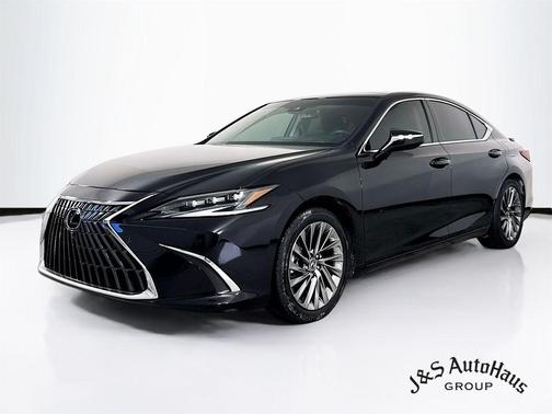 2024 Lexus ES 350 Ultra Luxury
