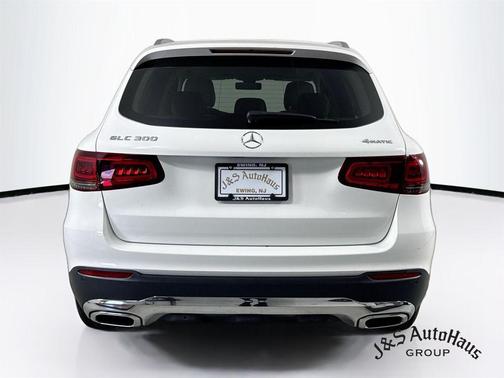 White 2021 Mercedes-Benz GLC 300 Base 4MATIC