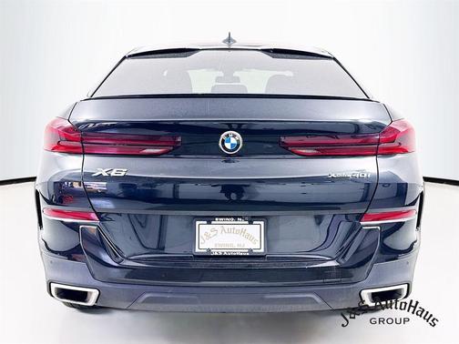 2023 BMW X6 xDrive40i