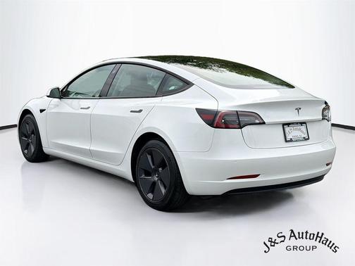 White 2021 Tesla Model 3 Standard Range Plus