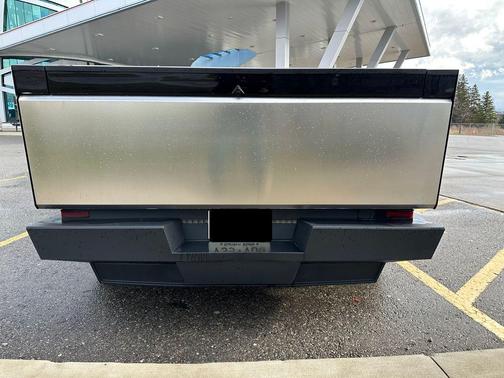 2024 Tesla Cybertruck Base