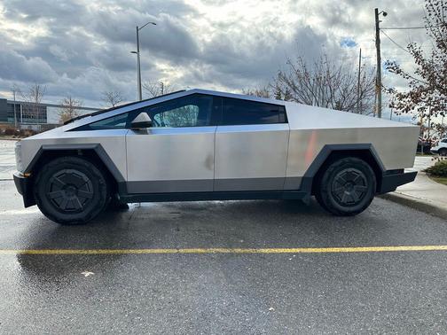 2024 Tesla Cybertruck Base