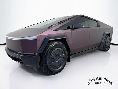 2024 Tesla Cybertruck Base