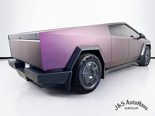 2024 Tesla Cybertruck Base