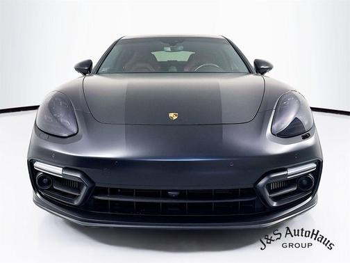 2020 Porsche Panamera GTS