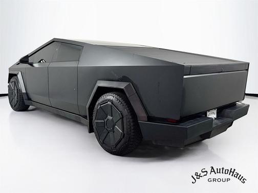 2024 Tesla Cybertruck Base