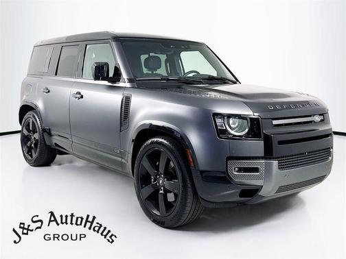 2025 Land Rover Defender P525 V8