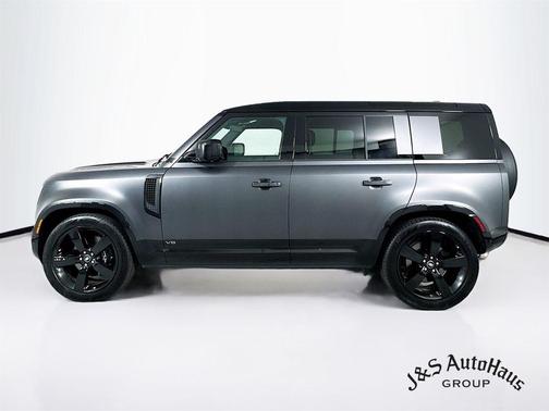 2025 Land Rover Defender P525 V8