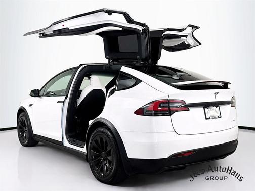 2020 Tesla Model X Long Range