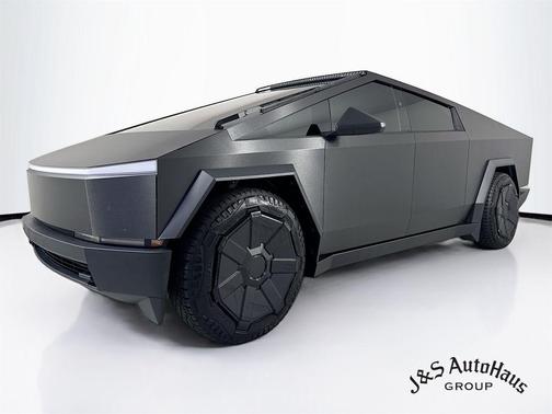 2024 Tesla Cybertruck Cyberbeast