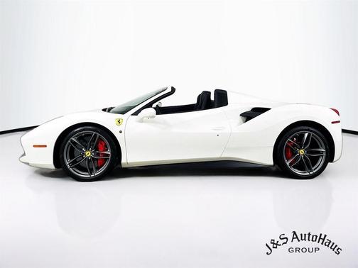 2018 Ferrari 488 Spider Base