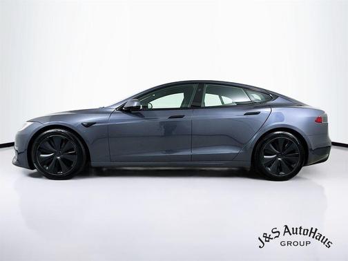 2021 Tesla Model S Long Range