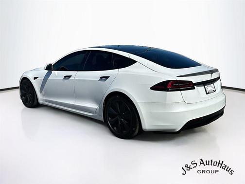 2023 Tesla Model S Plaid
