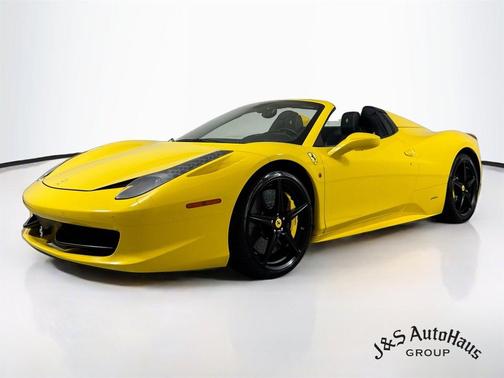 Giallo Modena 2014 Ferrari 458 Spider Base