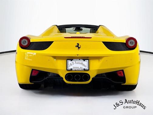 Giallo Modena 2014 Ferrari 458 Spider Base