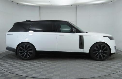 2024 Land Rover Range Rover SV LWB