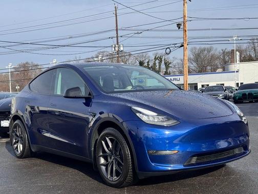 2023 Tesla Model Y Long Range