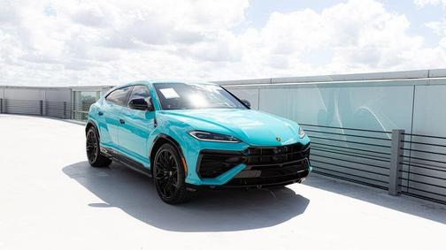 2025 Lamborghini Urus SE